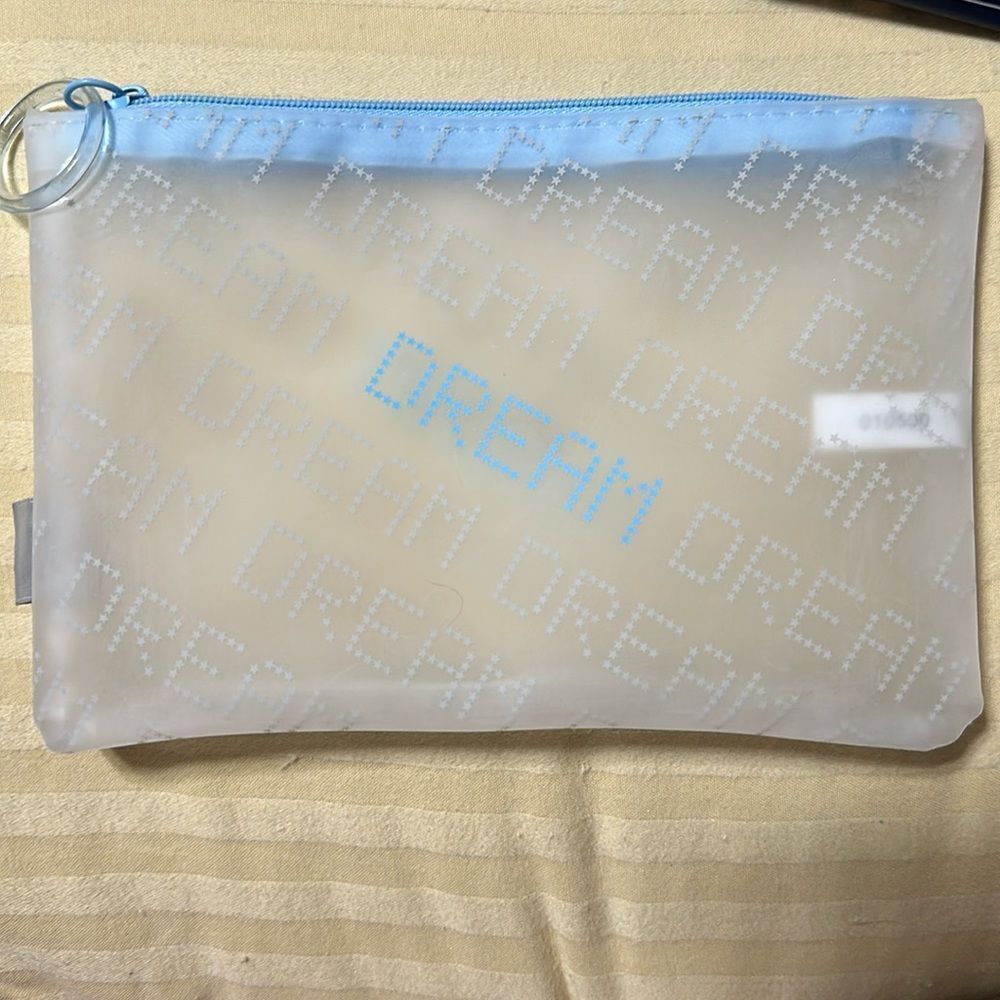 IPSY travel or cosmetic bag, tassle zipper pull NWOT